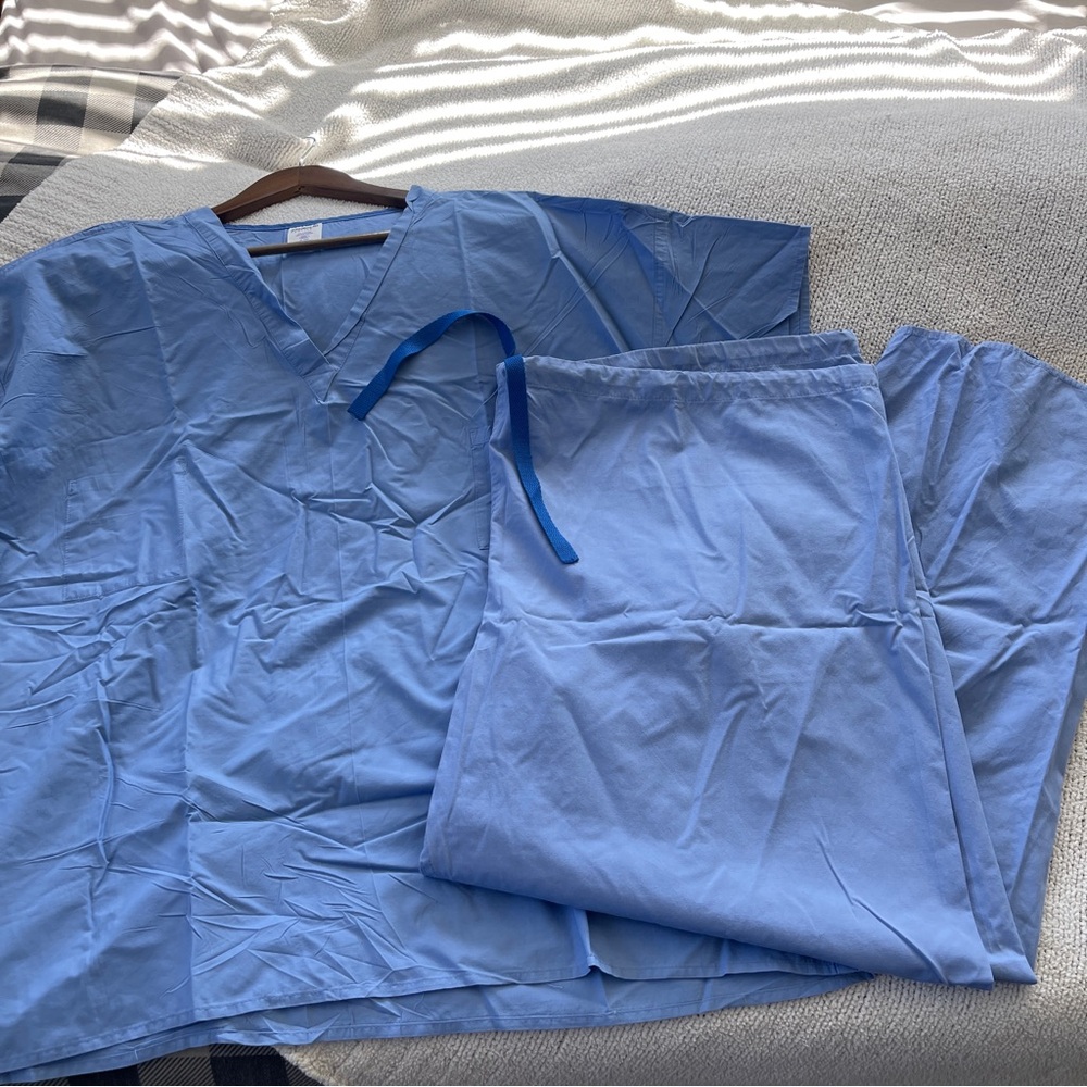 Standard textile Men's Classic blue scrub set bundle 3XL